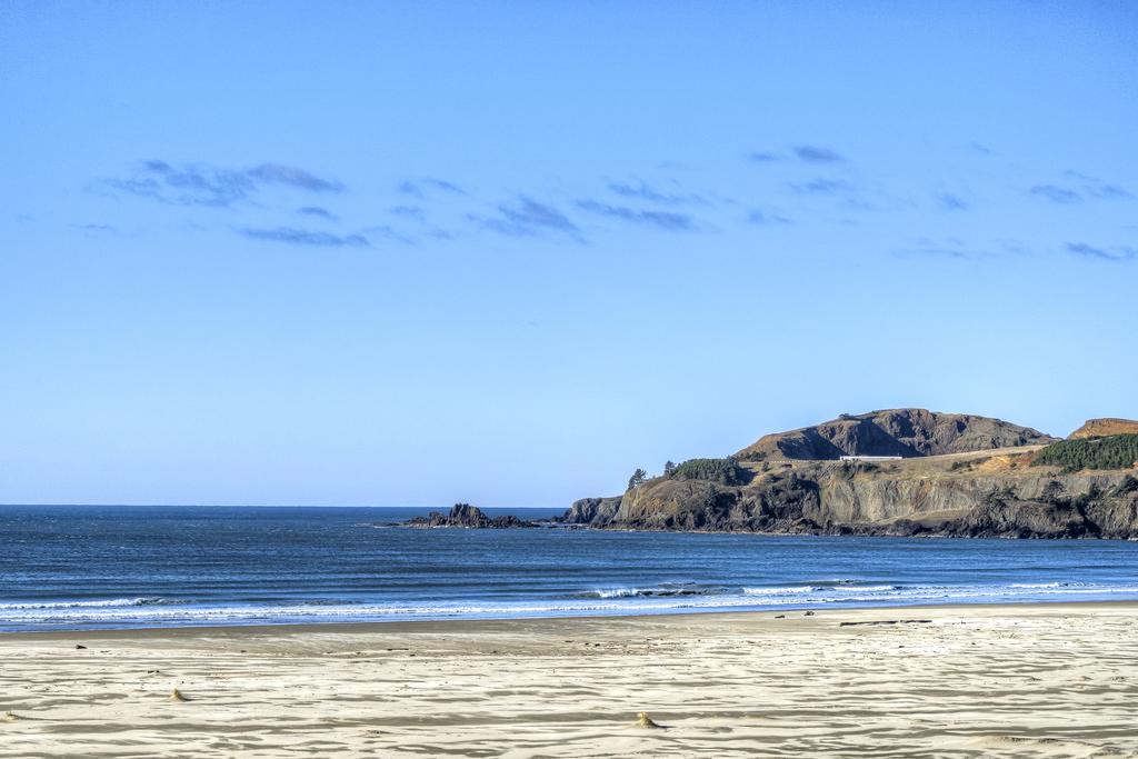 ניופורט Little Creek Cove Beach Resort מראה חיצוני תמונה
